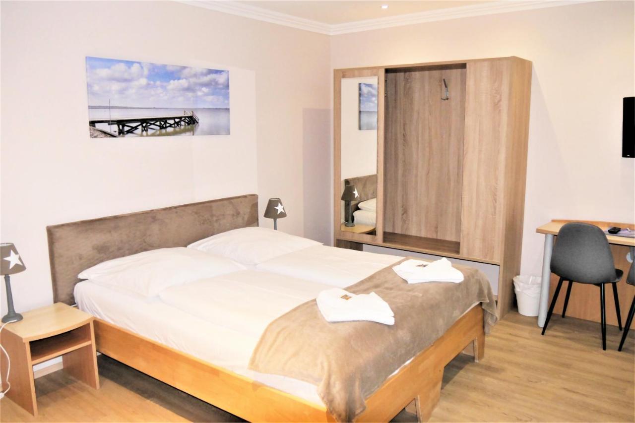 Nordsee-Hotel Hinrichsen Husum  Buitenkant foto