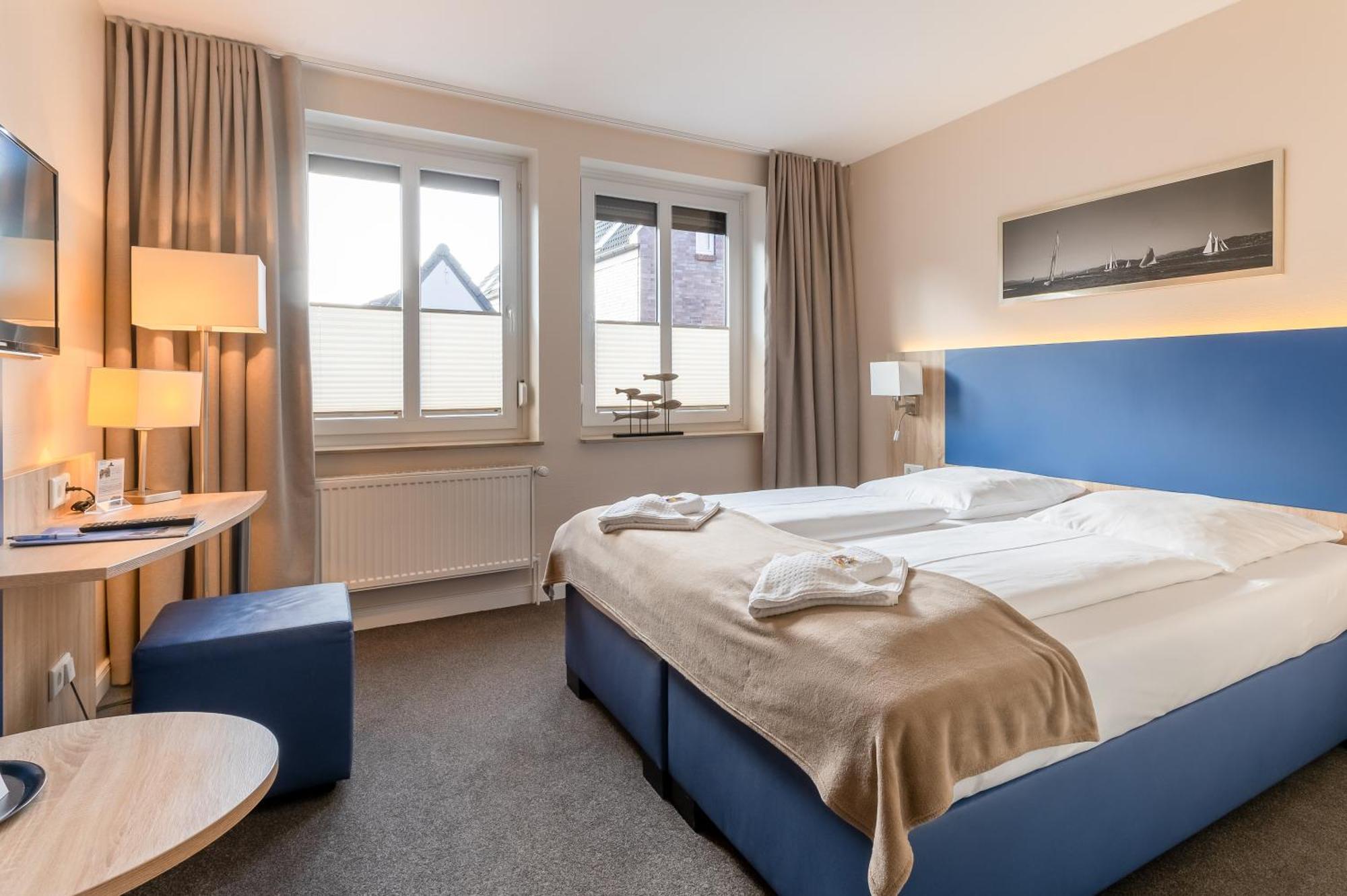 Nordsee-Hotel Hinrichsen Husum  Buitenkant foto